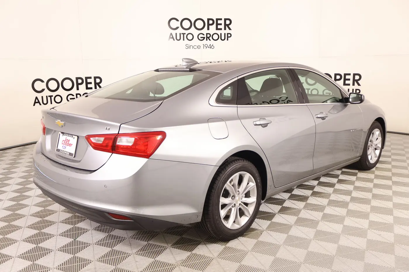 2025 Chevrolet Malibu - $18,420