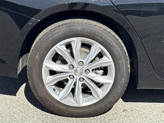 2025 Chevrolet Malibu - $19,995