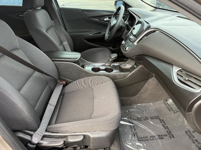 2025 Chevrolet Malibu - $16,749