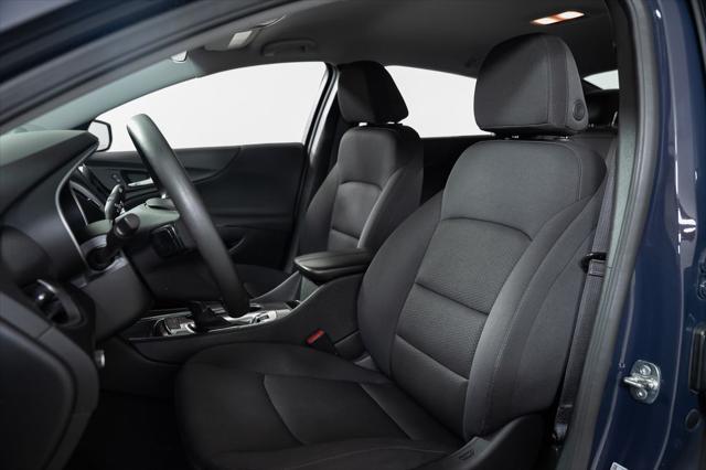 2025 Chevrolet Malibu - $17,600