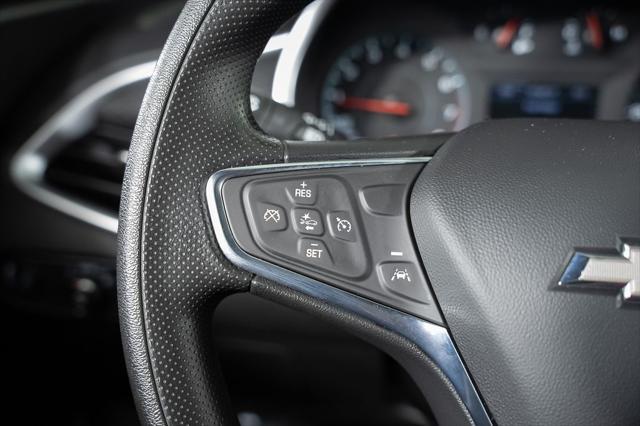 2025 Chevrolet Malibu - $17,600