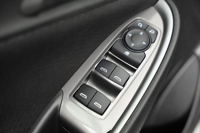 2025 Chevrolet Malibu - $17,600