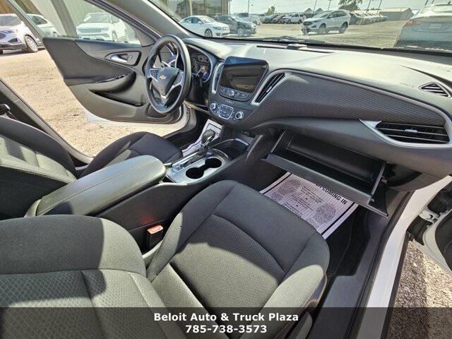 2025 Chevrolet Malibu - $21,695