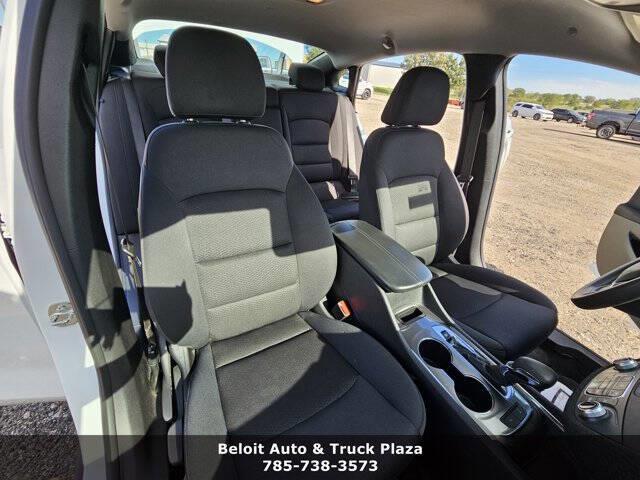 2025 Chevrolet Malibu - $21,695
