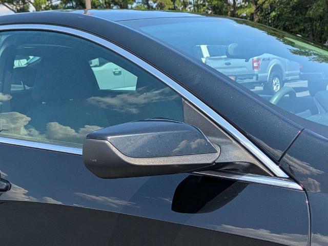 2020 Chevrolet Malibu - $10,988