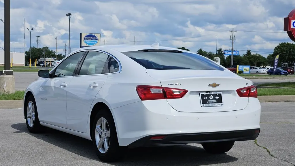 2024 Chevrolet Malibu LT