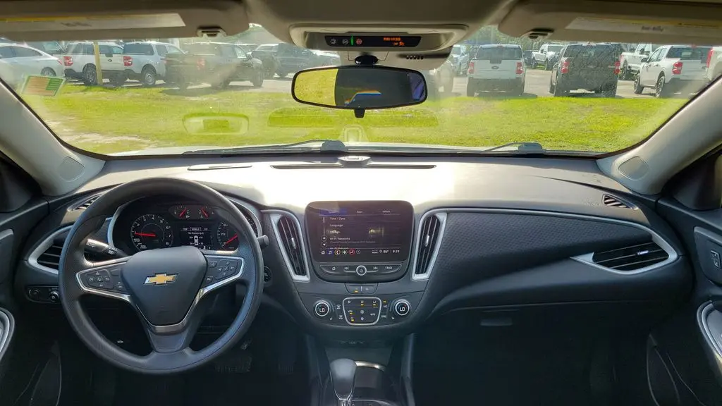 2024 Chevrolet Malibu LT