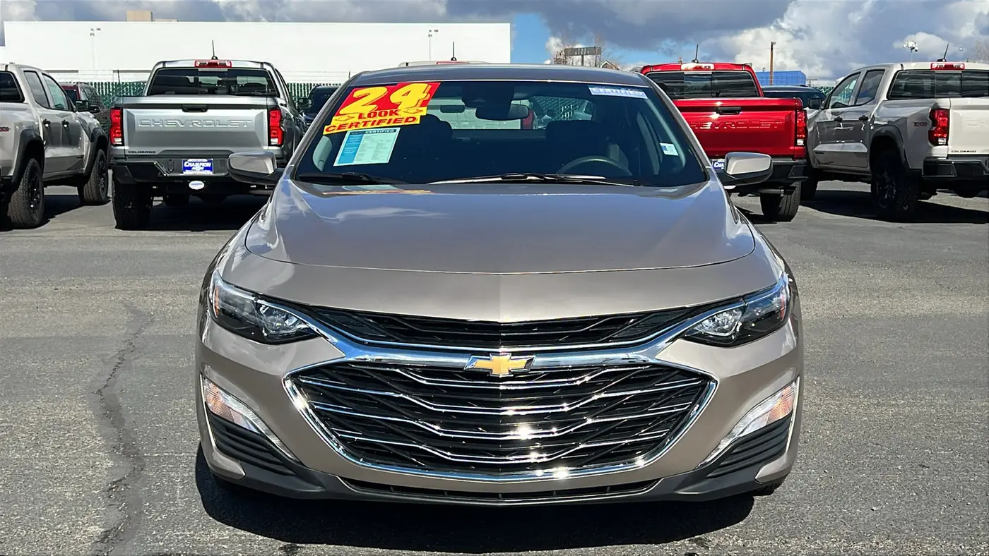 2024 Chevrolet Malibu LT