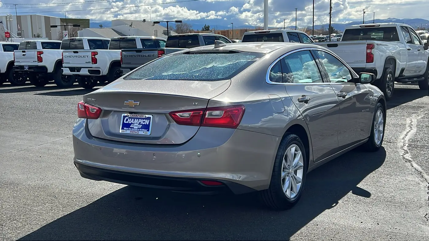 2024 Chevrolet Malibu LT
