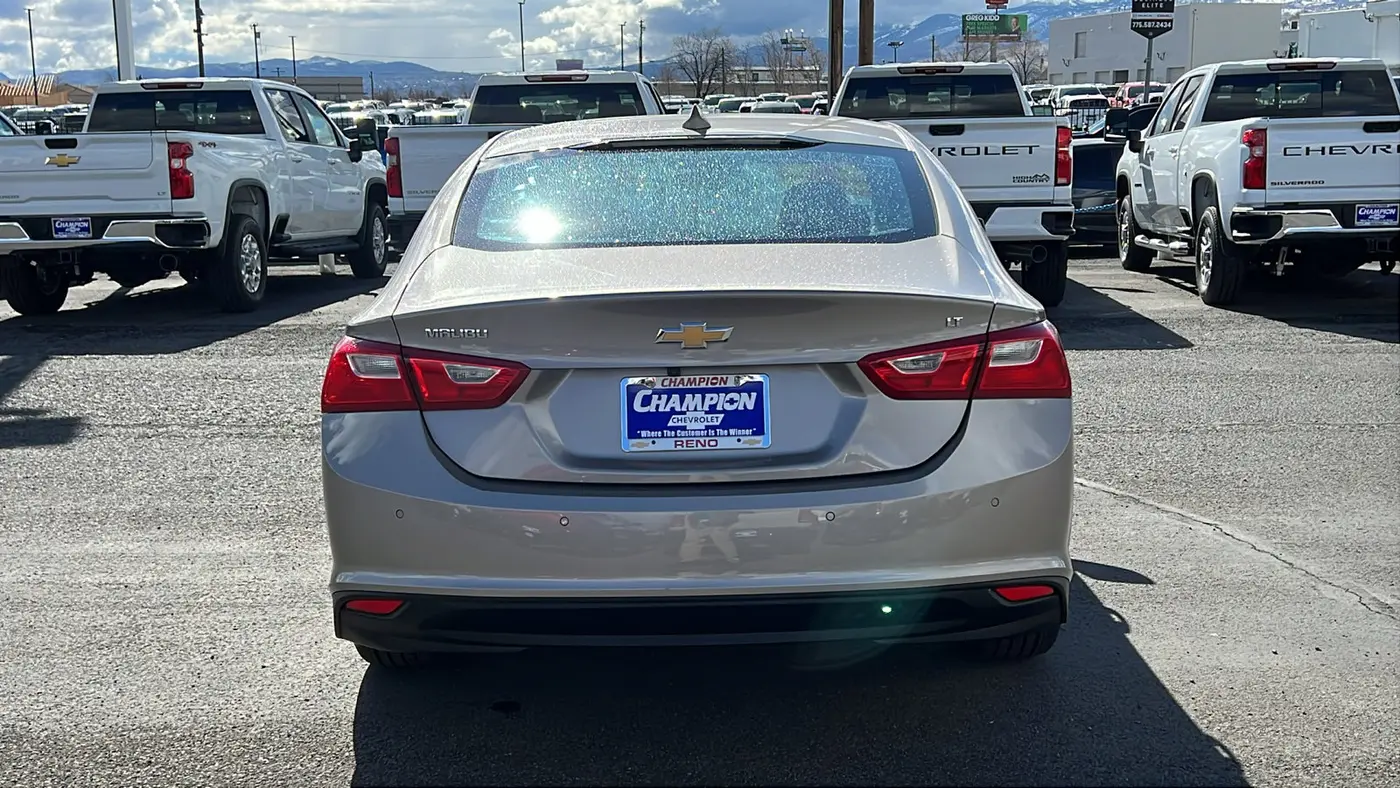 2024 Chevrolet Malibu LT