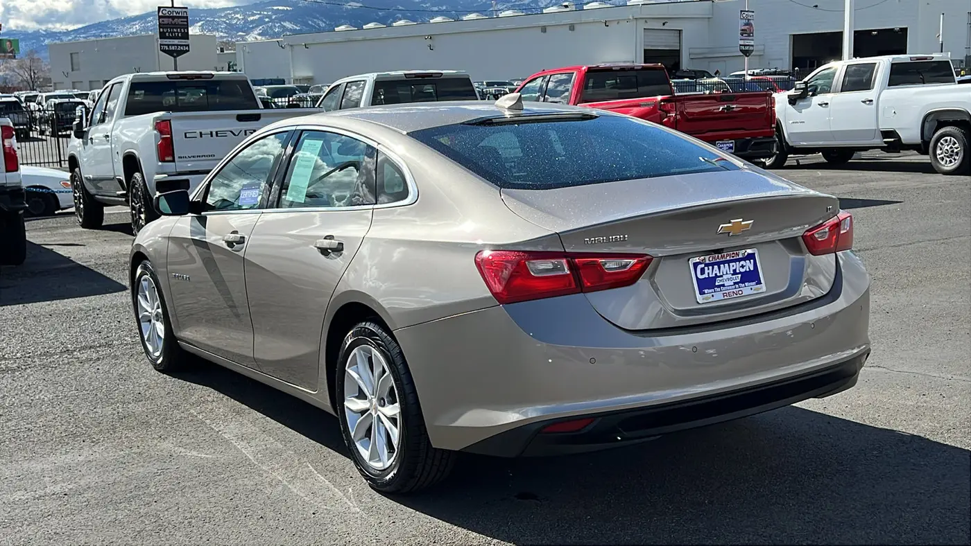 2024 Chevrolet Malibu LT