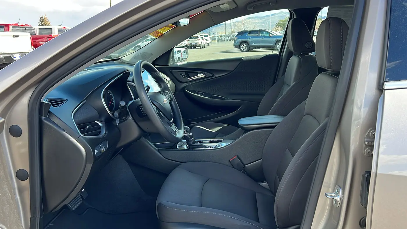 2024 Chevrolet Malibu LT