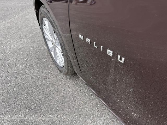 2020 Chevrolet Malibu - $13,995