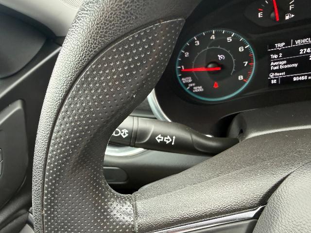 2020 Chevrolet Malibu - $13,995