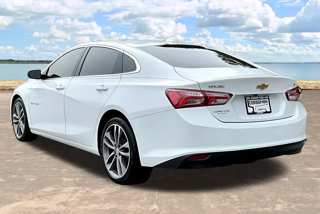 2022 Chevrolet Malibu - $17,815