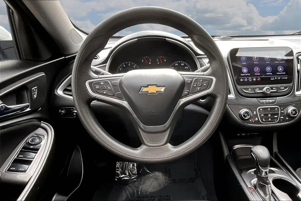 2022 Chevrolet Malibu - $17,815