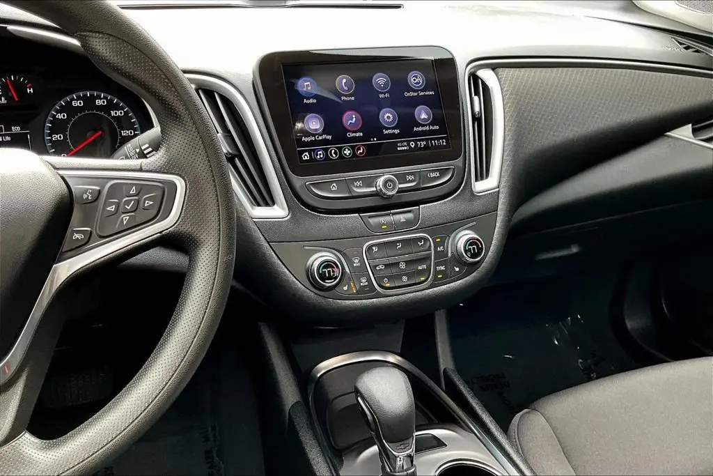 2022 Chevrolet Malibu - $17,815