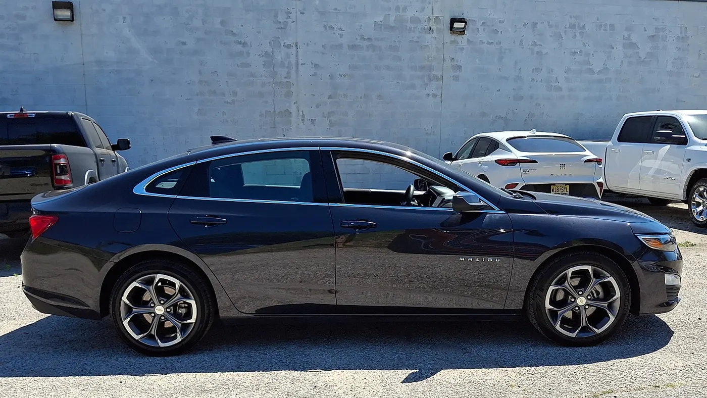 2023 Chevrolet Malibu LT