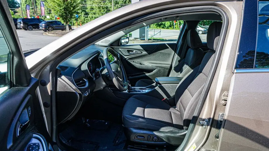 2024 Chevrolet Malibu LT