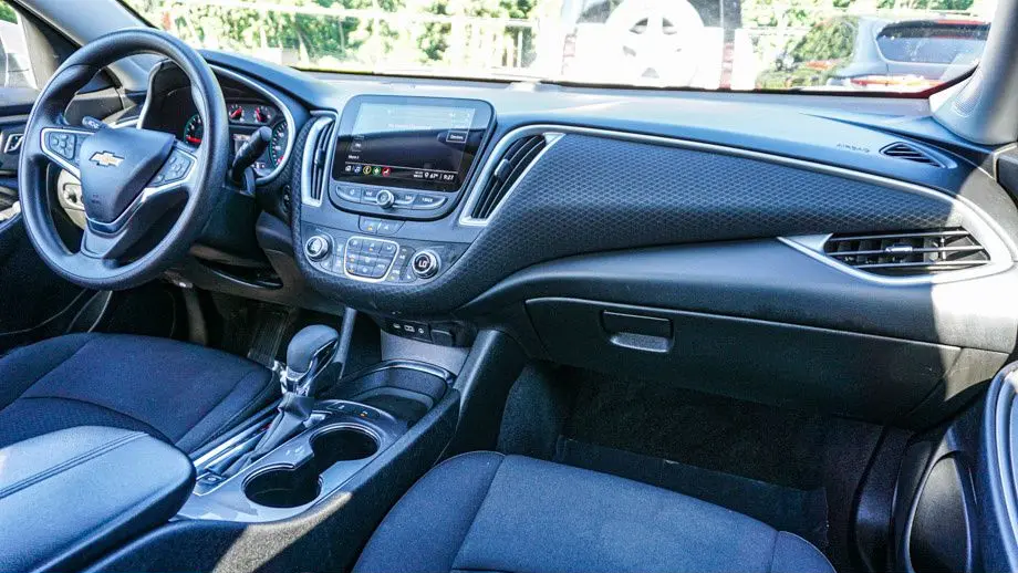 2024 Chevrolet Malibu LT