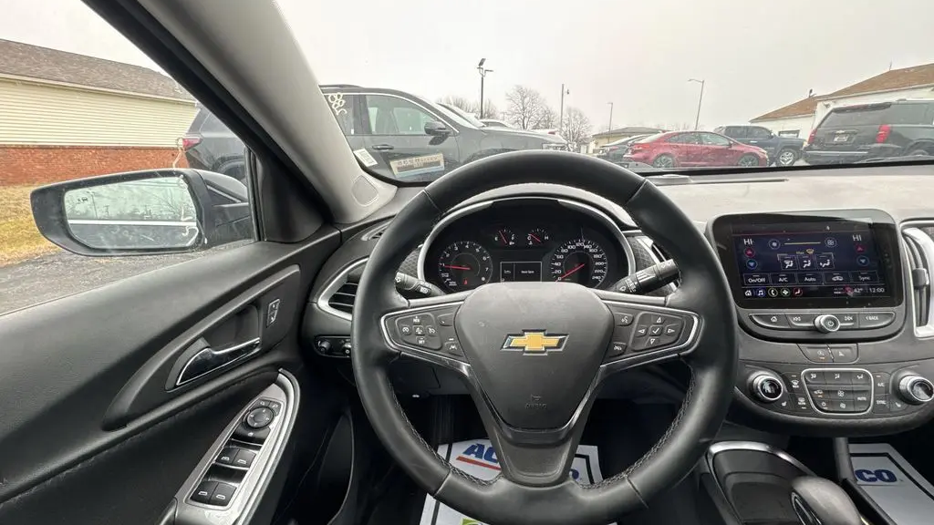 2024 Chevrolet Malibu LT