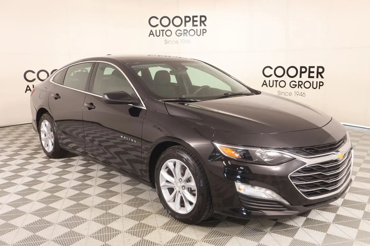 2025 Chevrolet Malibu - $18,923