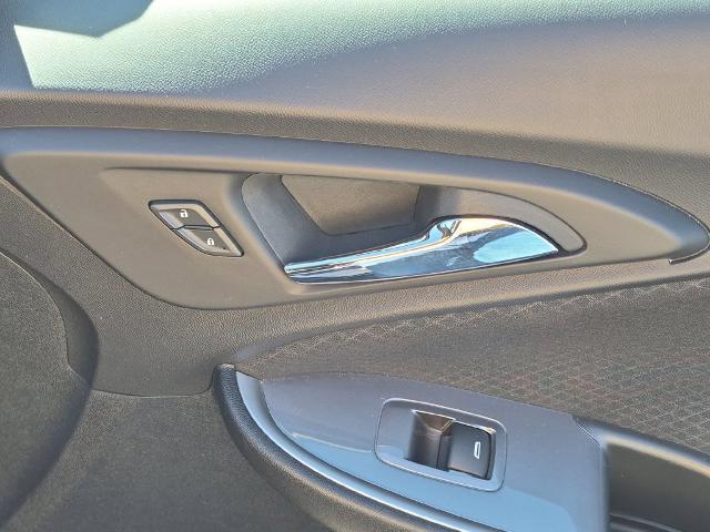 2025 Chevrolet Malibu - $19,995