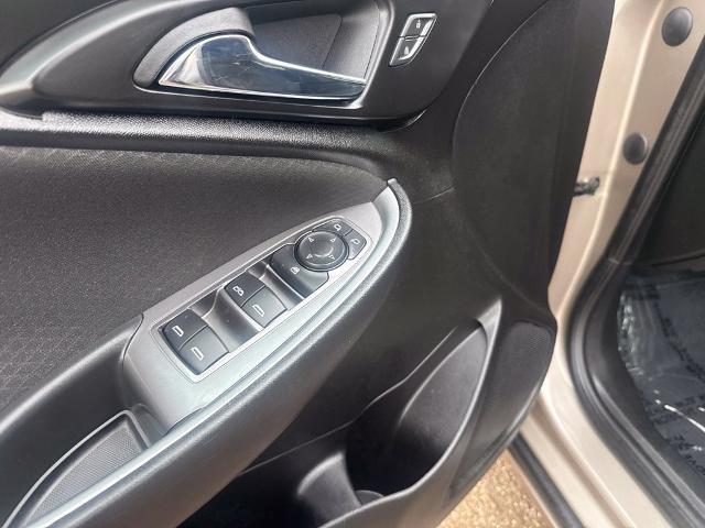 2025 Chevrolet Malibu - $19,991