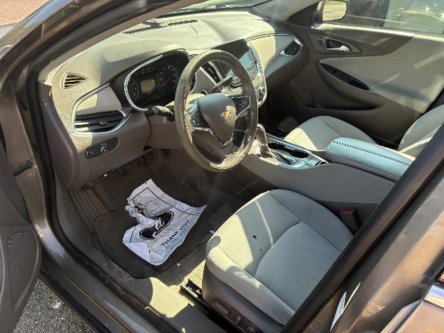 2020 Chevrolet Malibu - $13,995