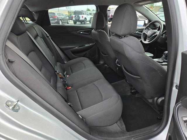 2022 Chevrolet Malibu - $17,194