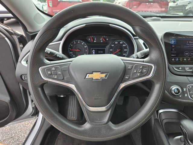 2022 Chevrolet Malibu - $17,194