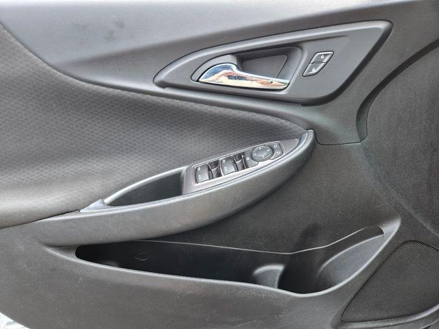 2022 Chevrolet Malibu - $17,194