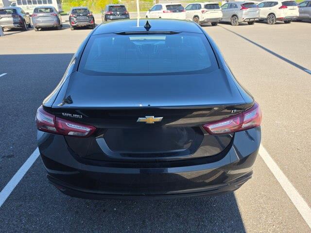 2022 Chevrolet Malibu - $16,000
