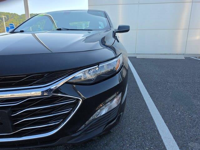 2022 Chevrolet Malibu - $16,000