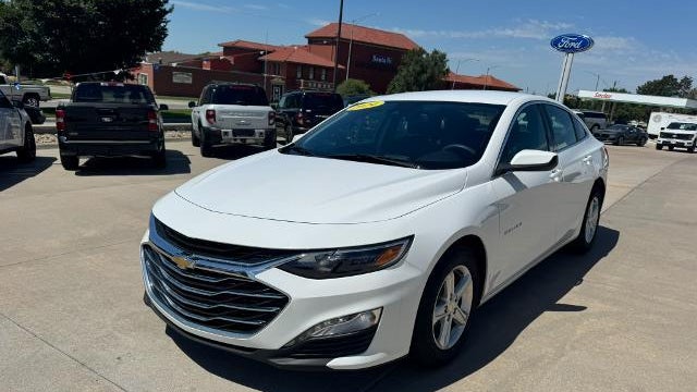 2024 Chevrolet Malibu LT