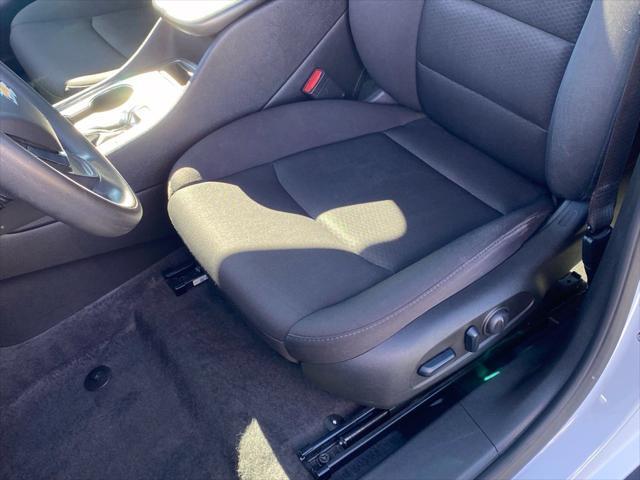 2024 Chevrolet Malibu - $20,300