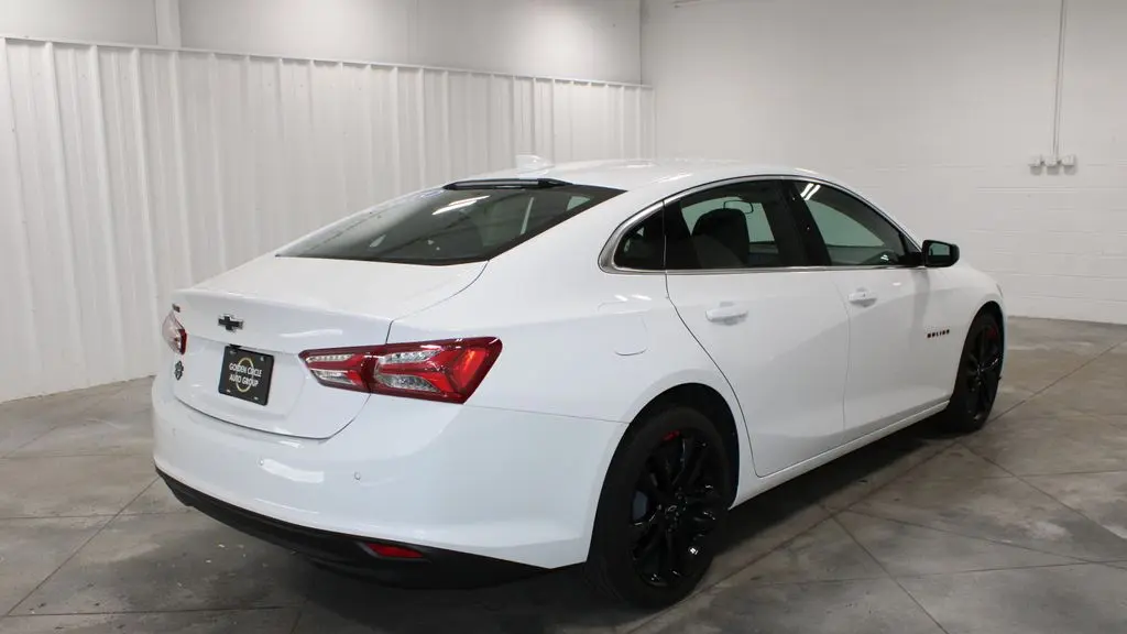2025 Chevrolet Malibu LT