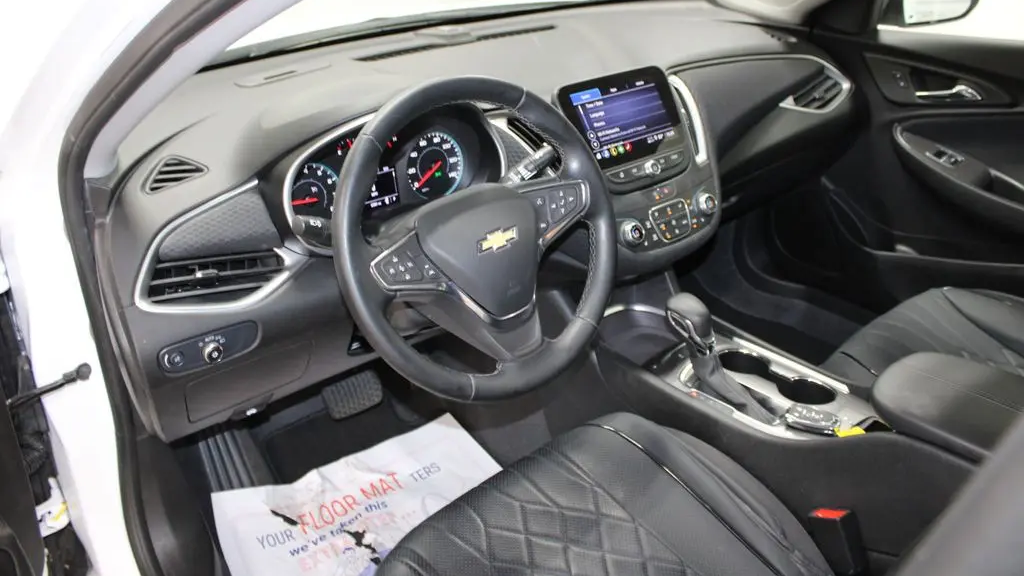 2025 Chevrolet Malibu LT