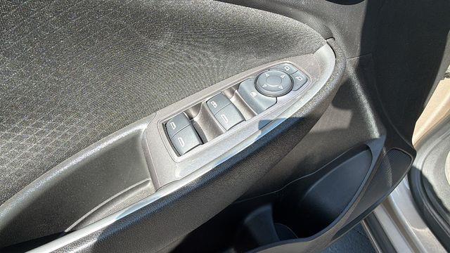 2025 Chevrolet Malibu - $20,995
