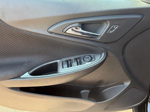 2023 Chevrolet Malibu - $19,987