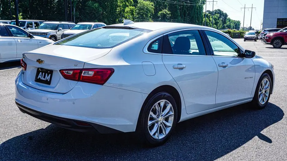 2024 Chevrolet Malibu LT
