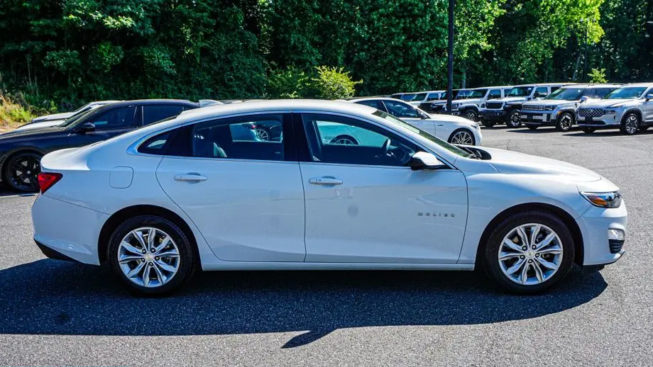 2024 Chevrolet Malibu LT