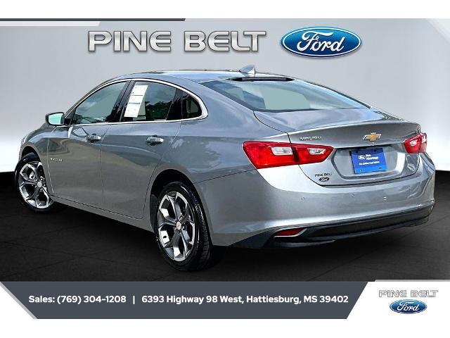 2024 Chevrolet Malibu LT — photo 1 of 12