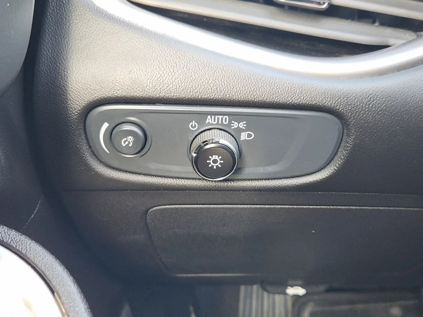 2025 Chevrolet Malibu - $20,616