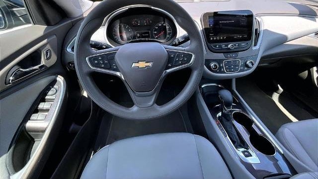 2025 Chevrolet Malibu LT