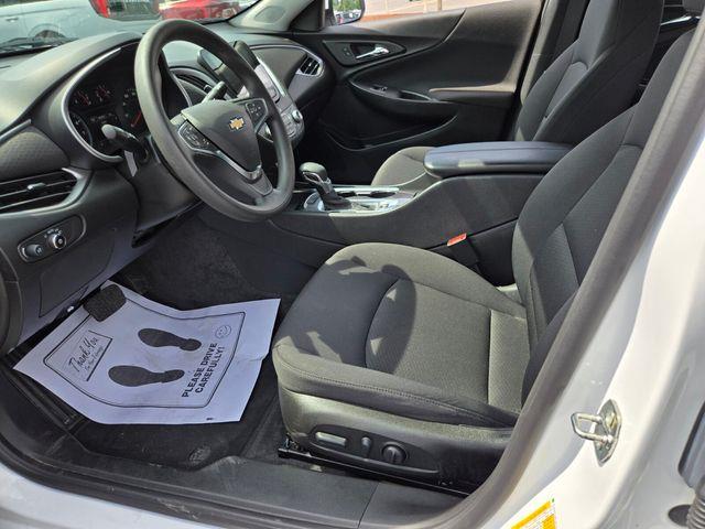 2022 Chevrolet Malibu - $16,494