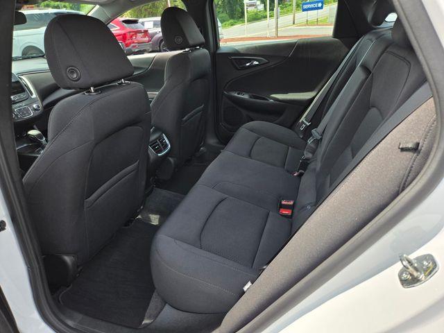 2022 Chevrolet Malibu - $16,494
