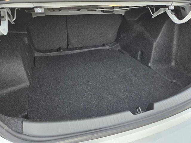 2022 Chevrolet Malibu - $16,494