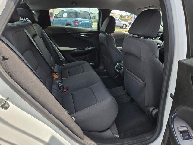 2022 Chevrolet Malibu - $16,494