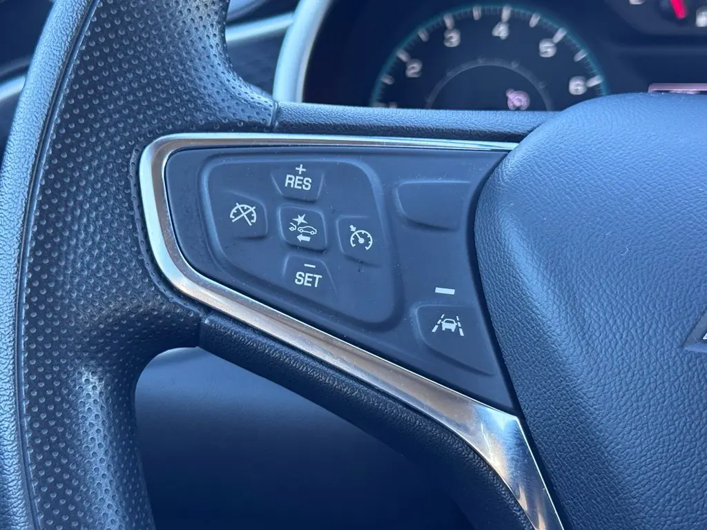2023 Chevrolet Malibu - $17,824